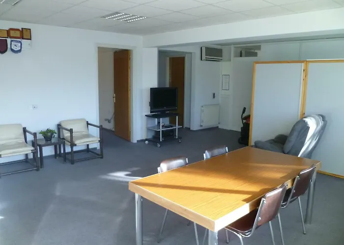 Datacom Guest house *